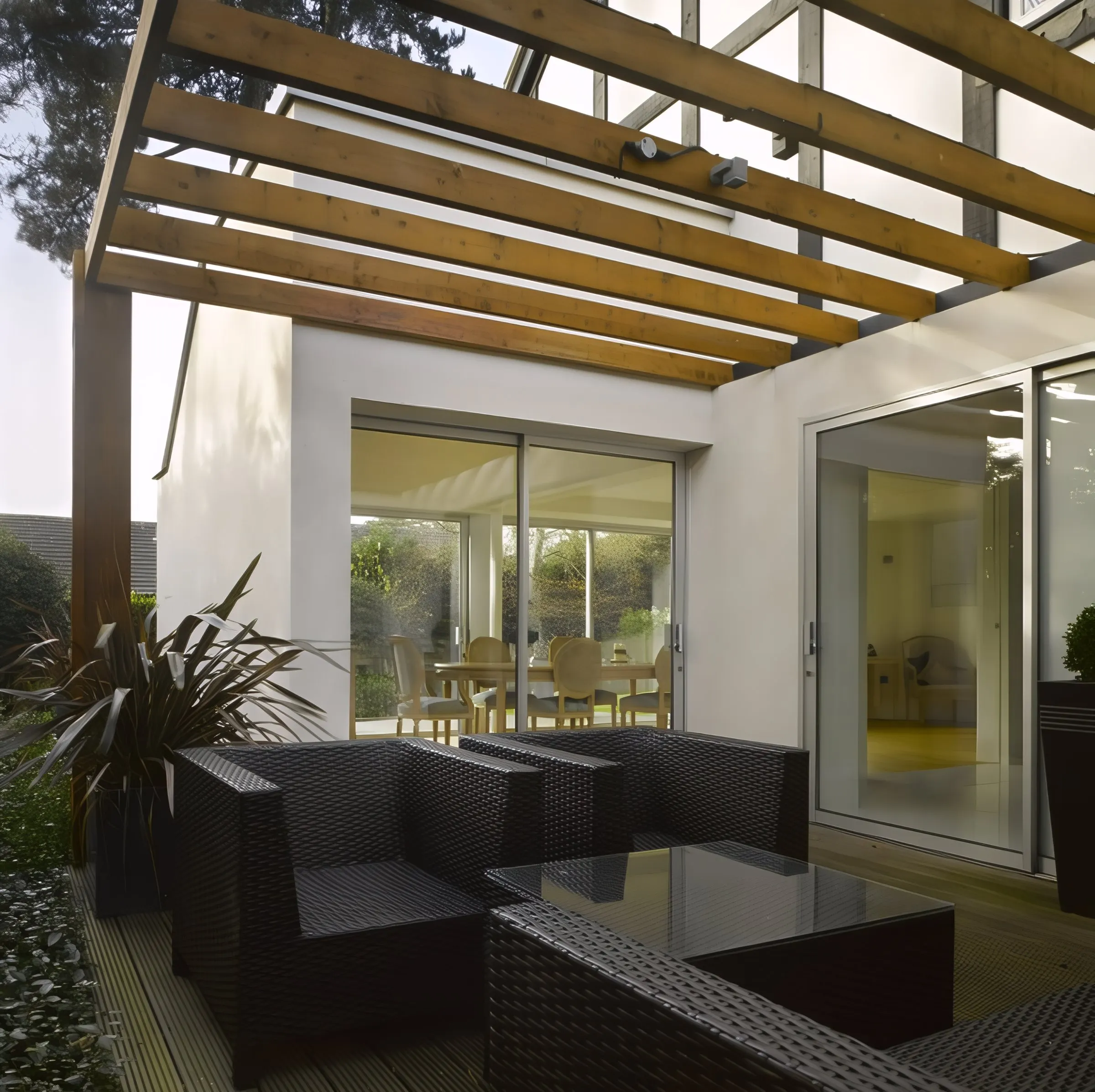Covered terrace with timber pergola
