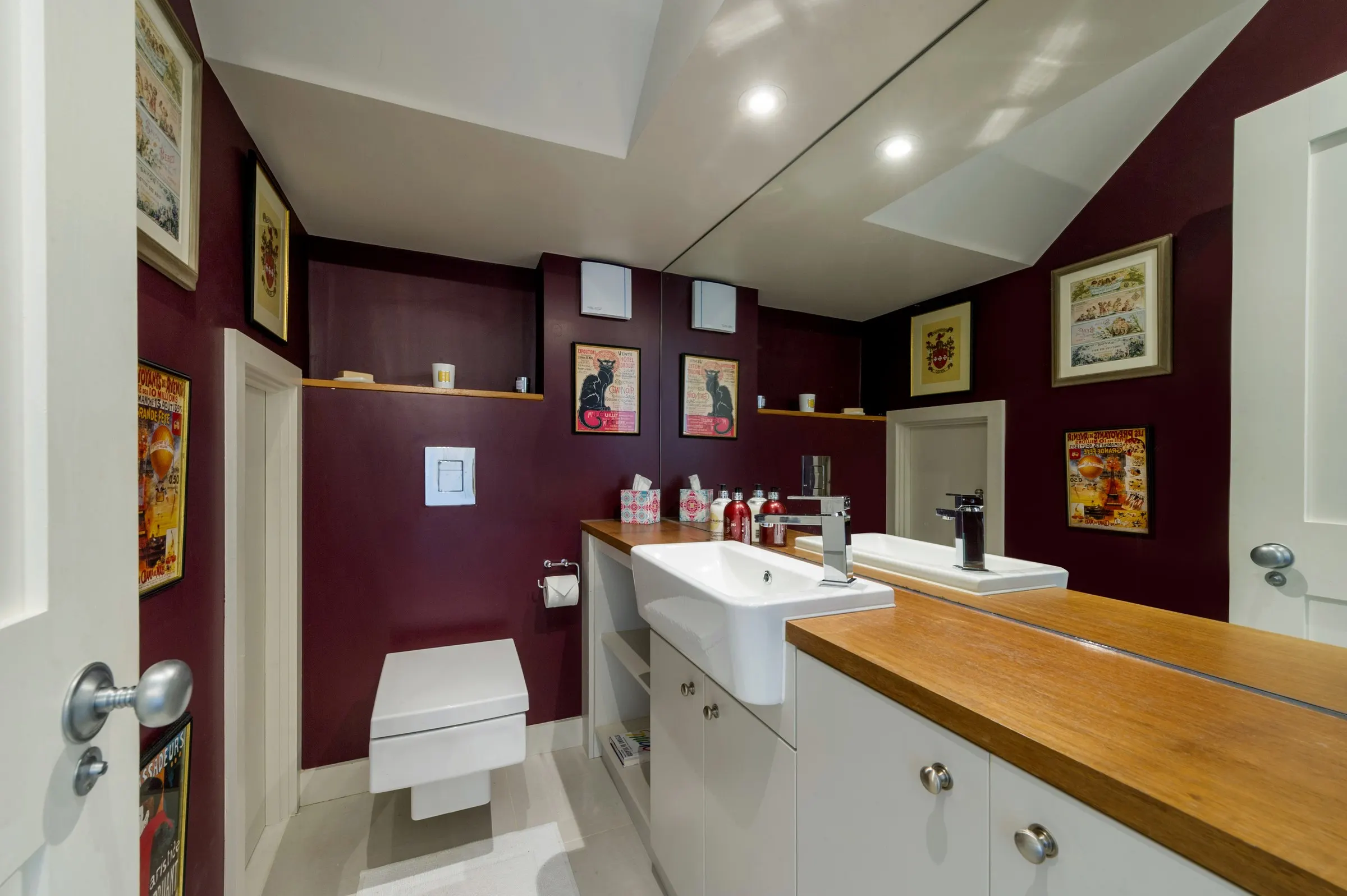 Ground floor cloakroom with deep red walls
